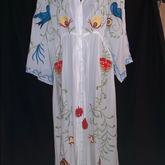 Embroidered Maternity Gown - Picture 13 of 16